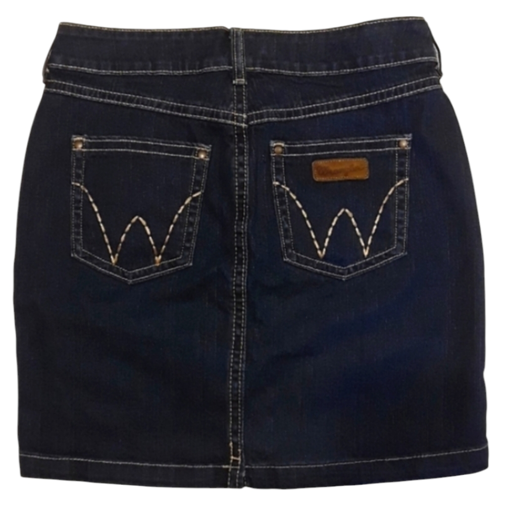 Wrangler Blue Jean Skirt. Women's Size: Waist 7/8x18 Inseam.